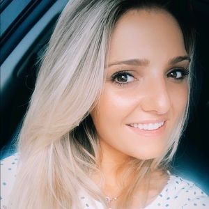 Meet your Posher, Petra